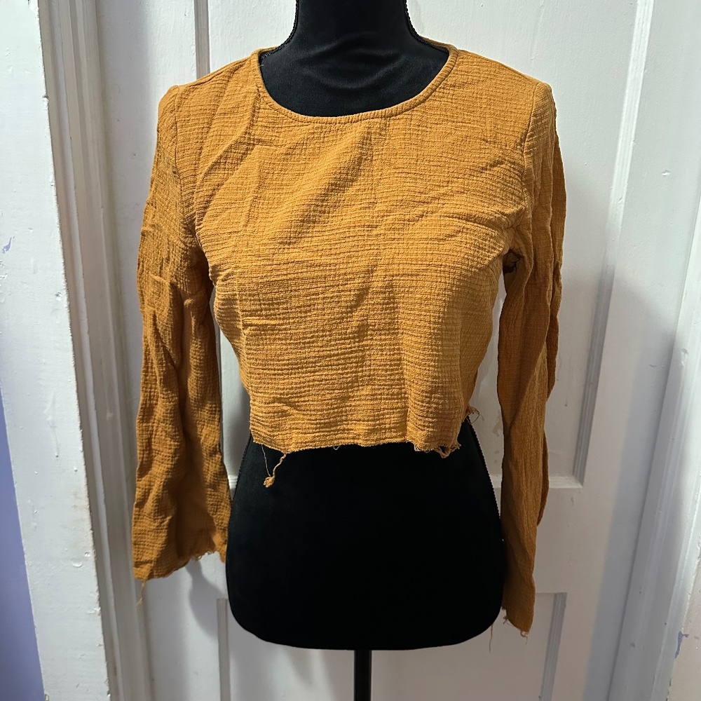Listicle Mustard Cropped Long‎ Sleeve Waffle Top in S